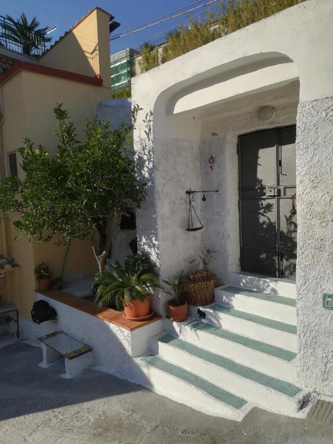 مبيت وإفطار Vietri Il Covo Delle Civette المظهر الخارجي الصورة